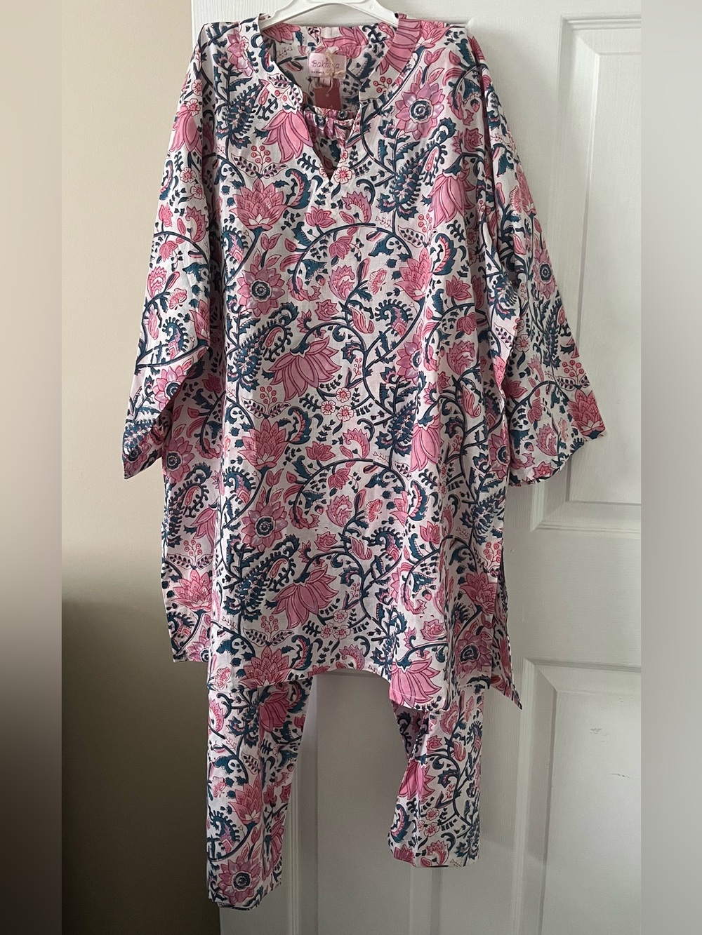 Women's Pink & Navy Floral Long Pajama Top and Pants Set